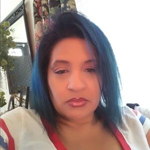 Meet your Posher, No one